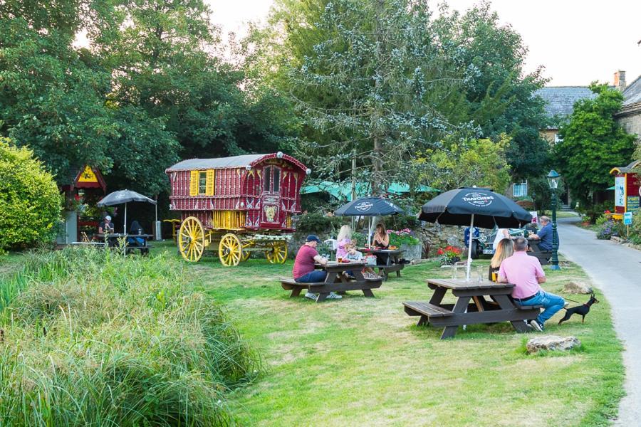 Haselbury Mill Hotel Crewkerne Buitenkant foto